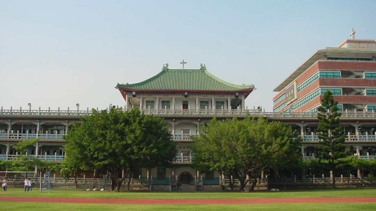 Đại học Ngoại ngữ Văn Tảo
