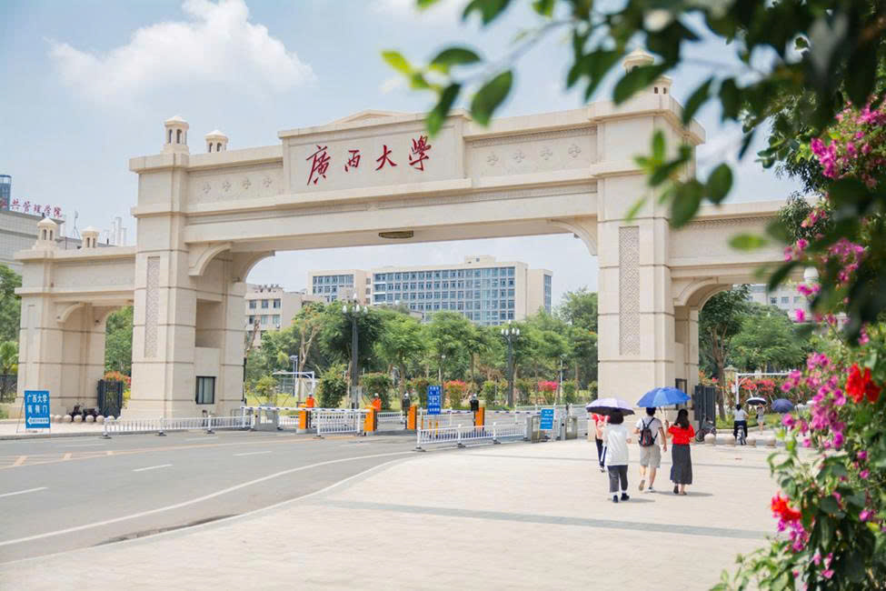 Chúc mừng bạn Nguyễn Thị Giang nhận Visa du học tại Đại học Quảng Tây (GXU)