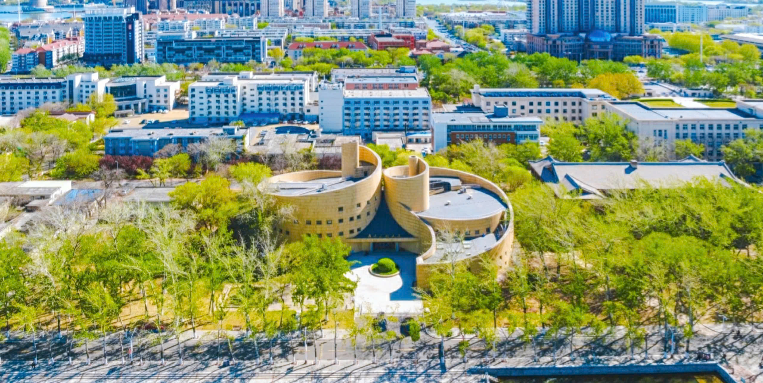 Hệ tiếng Anh tại Đại học Nam Khai: Ngôi trường của những nhà ngoại giao