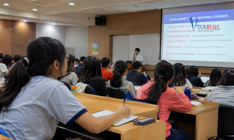 Học bổng đại học Đài Nam